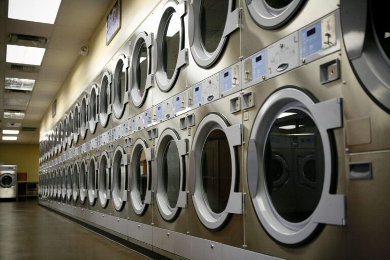 How to Build Customer Loyalty in Your Laundry Franchise